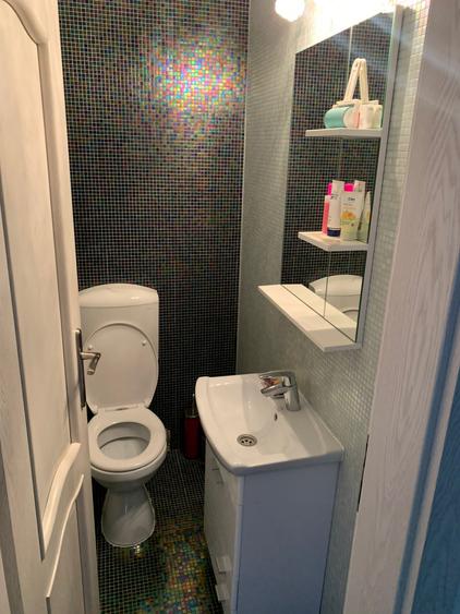 Duplex cu 4 camere cu Canalizare în Central
