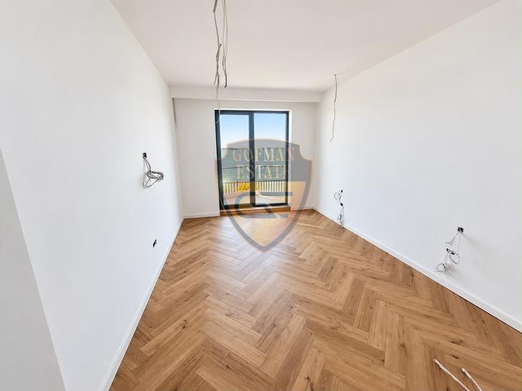 Apartament cu 3 camere decomandat în Mamaia