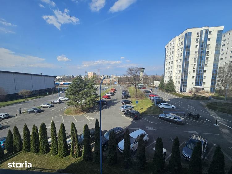 Spațiu comercial, de 375 mp, în Gării