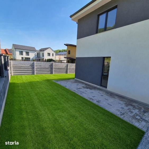 Casă cu 4 camere cu Teren 171 Mp în Tăuți