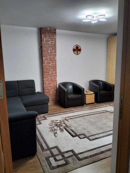 Casă cu 3 camere în Colentina