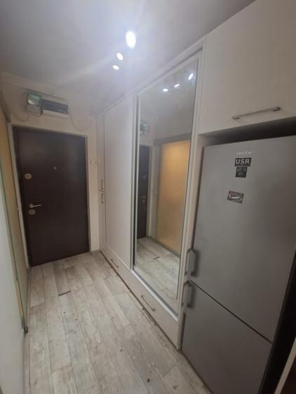 Garsonieră decomandată, mobilată în Central