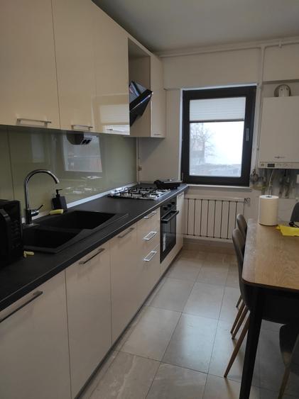Apartament cu 2 camere decomandat, mobilat în Timpuri Noi