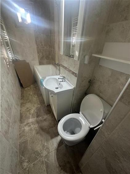Apartament cu 2 camere nedecomandat, mobilat în Circumvalațiunii