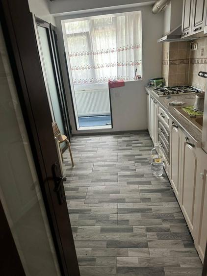 Apartament cu 2 camere decomandat în Exterior Vest
