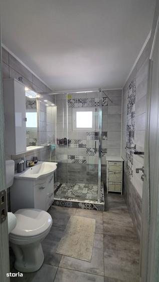 Apartament cu 3 camere în Cantemir