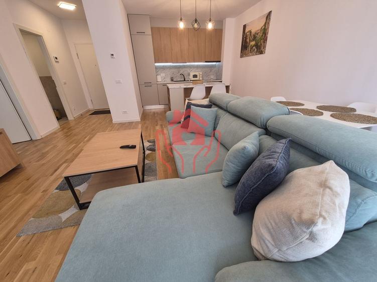 Apartament cu 2 camere semidecomandat, mobilat în Băneasa