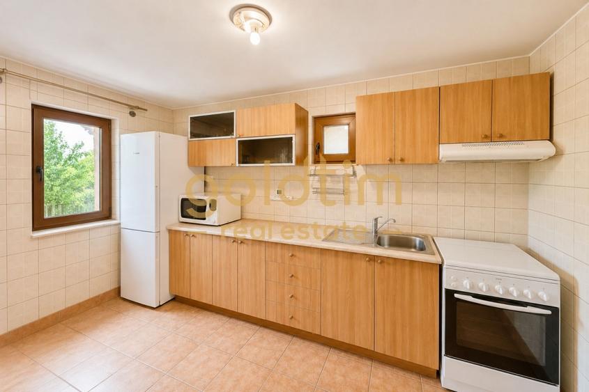 Casă individuală cu 3 camere cu Teren 900 Mp în Răchițele de Sus