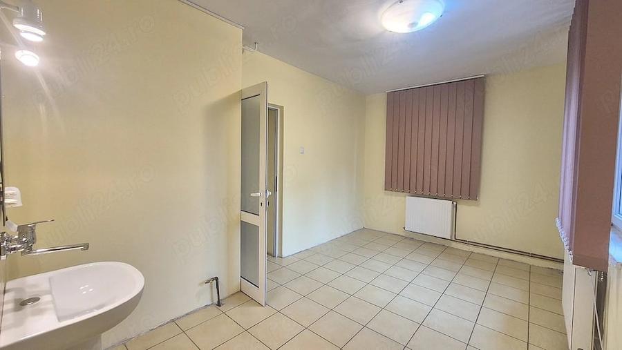 Spațiu comercial, de 60 mp, în Craiter
