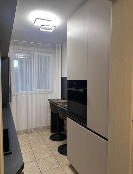 AP. 2 CAMERE - RENOVAT COMPLET, MASINA DE SPALAT VASE, METROU 3 MINUTE - 3