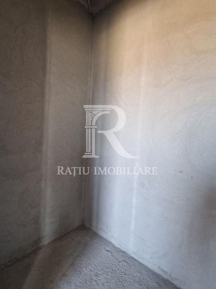 Casă individuală cu 5 camere cu Canalizare în Paleu
