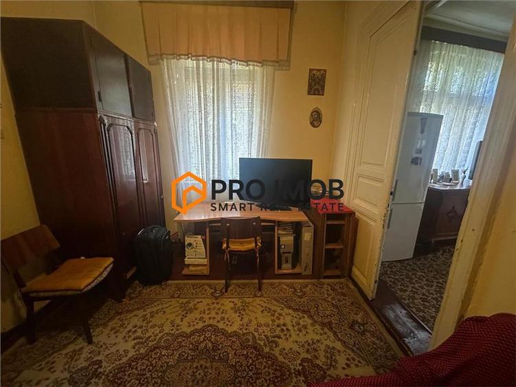Casă individuală cu 4 camere cu Canalizare în Central