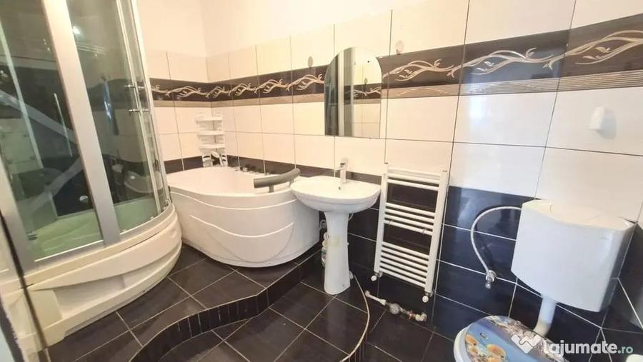Apartament cu 3 camere decomandat în Ștefănești