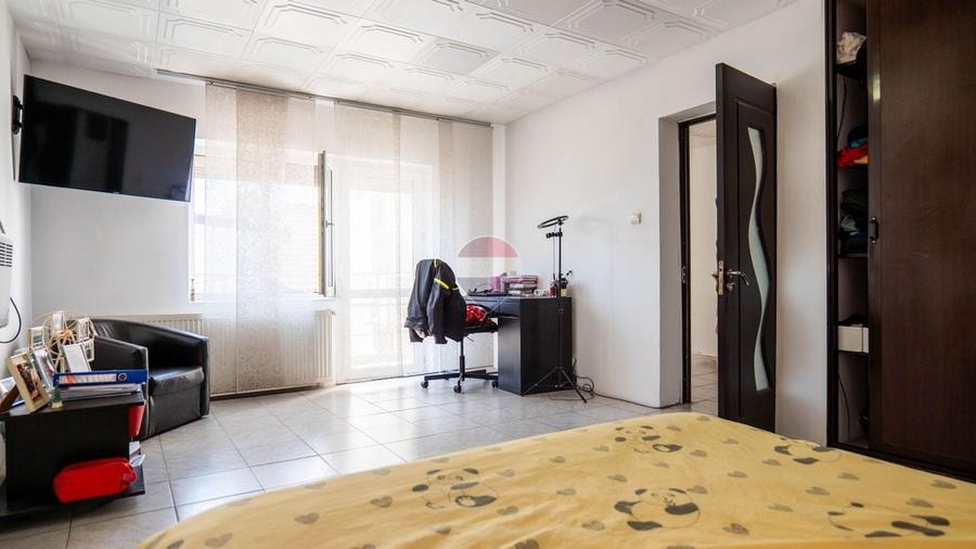 Casă individuală cu 5 camere cu Teren 258 Mp în Nord-Est