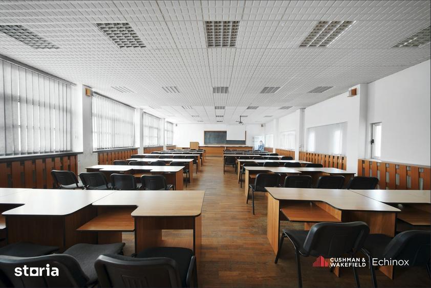 Spațiu comercial, de 3,070 mp, în Central