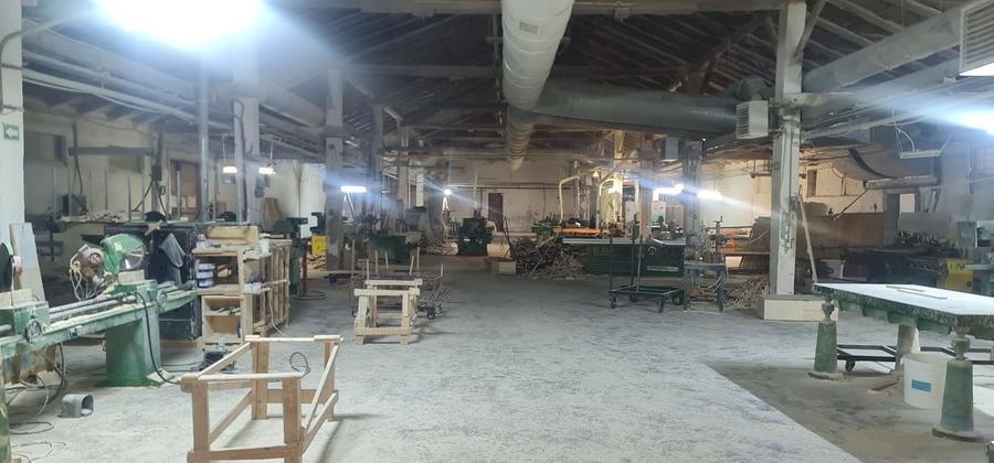 Spațiu industrial, de 2,500 mp, în Vest