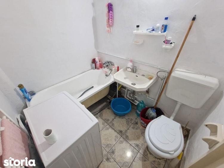 Garsonieră decomandată în Central