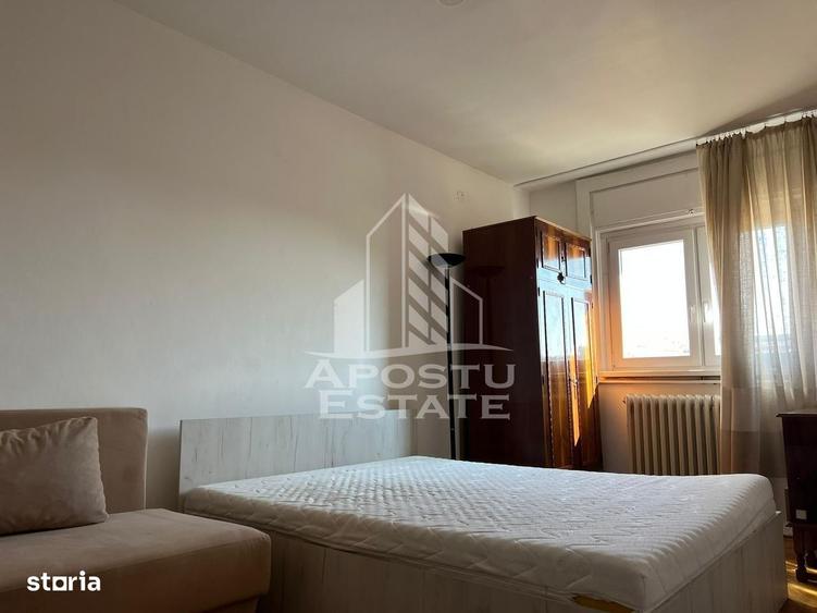 Apartament cu 4 camere, 2 bai in Piata Unirii, Timisoara - 9