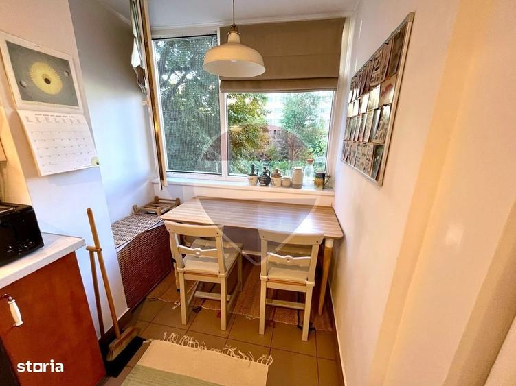 Apartament cu 2 camere semidecomandat în P-ța Muncii
