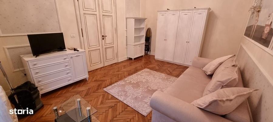 Apartament cu 3 camere în Podgoria