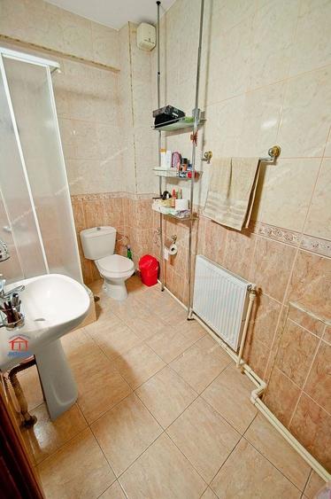 Casă individuală cu 5 camere cu Canalizare în Mazepa 1