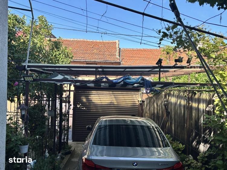 Casă cu 5 camere cu Teren 312 Mp în Aluniș