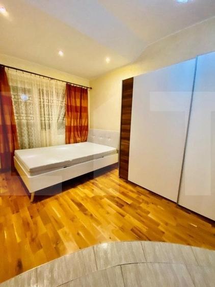 Casă individuală cu 10 camere cu Garaj în Zorilor