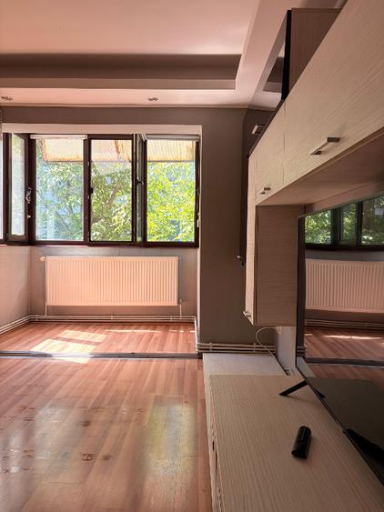 Apartament cu 2 camere semidecomandat în Dacia