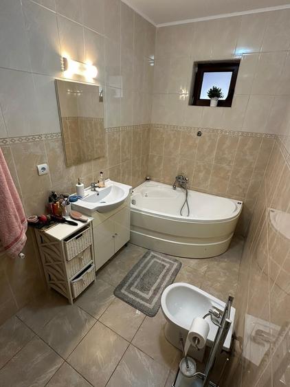 Duplex cu 4 camere cu Teren 250 Mp în Bragadiru