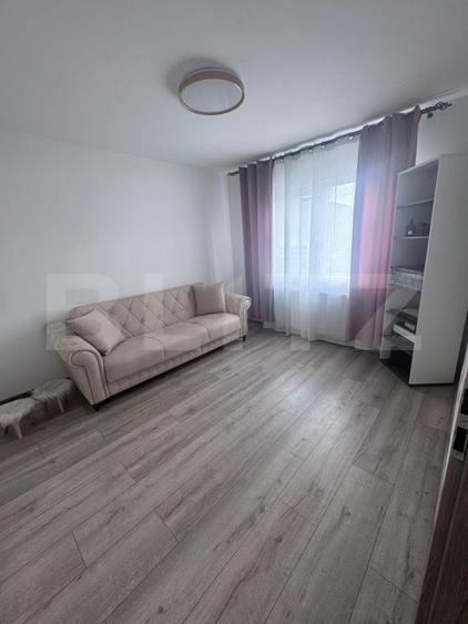 Casă individuală cu 3 camere cu Canalizare în Sud-Vest