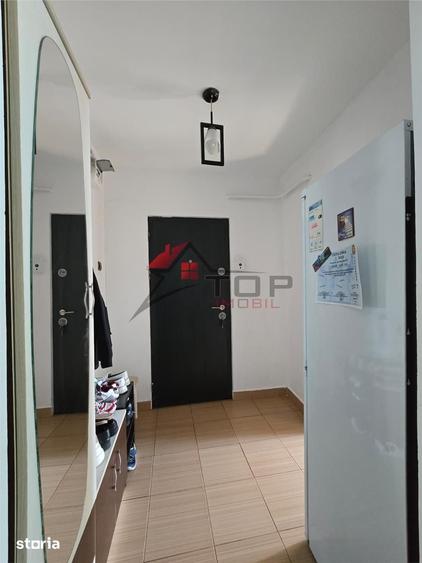 Apartament cu 2 camere semidecomandat în Mircea cel Bătrân