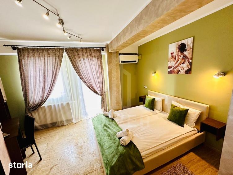 Casă cu 8 camere în Sub Arini