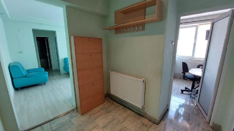 Apartament cu 3 camere în Central