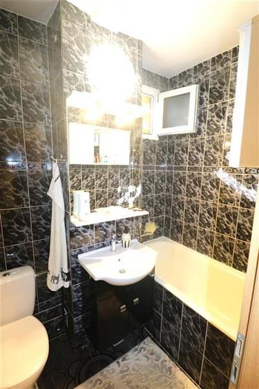 Apartament cu 2 camere decomandat în Cetății