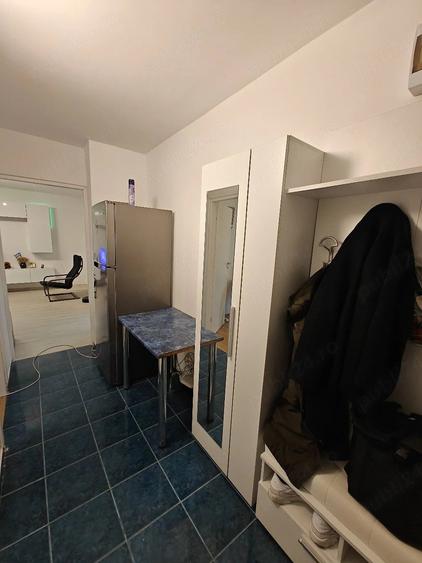 Apartament cu 2 camere semidecomandat în Baicului
