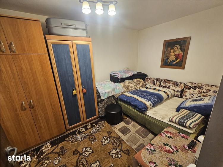 Resita, 2 Cam. Mobilat+Utilat, Et. 1, Micro 2 - 18
