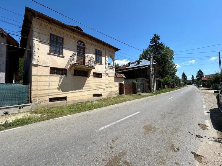 Casă individuală cu 7 camere cu Canalizare în Bezdead