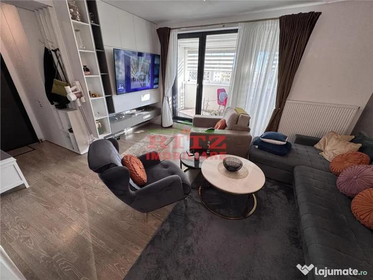 Apartament cu 2 camere decomandat în Central
