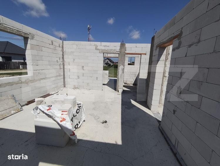 Casă cu 3 camere cu Teren 630 Mp în Leș