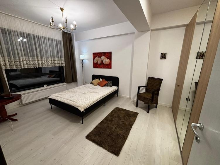 Apartament cu 2 camere decomandat, mobilat în Pajura