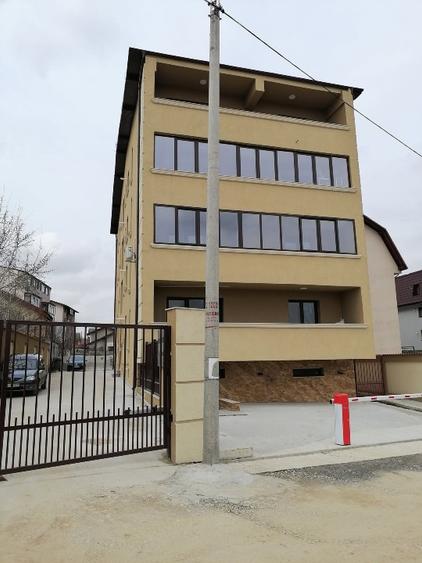 Apartament cu 2 camere decomandat în Fundeni