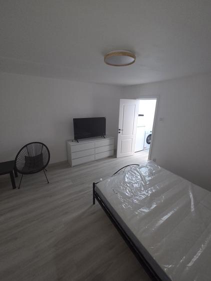 Garsonieră semidecomandată în Vatra Luminoasă