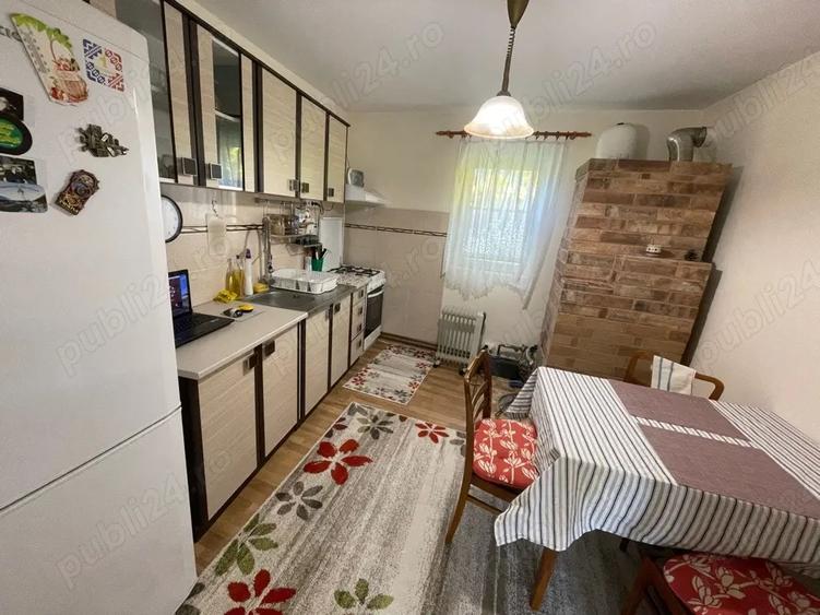 Casă cu 3 camere cu Teren 1500 Mp în Central