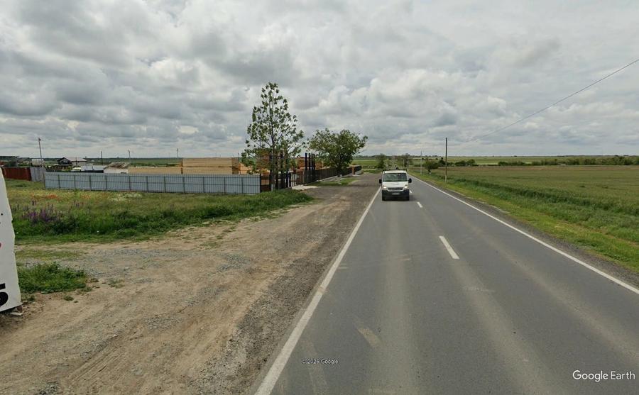 Teren Construcții intravilan de 660 mp, în Lazu