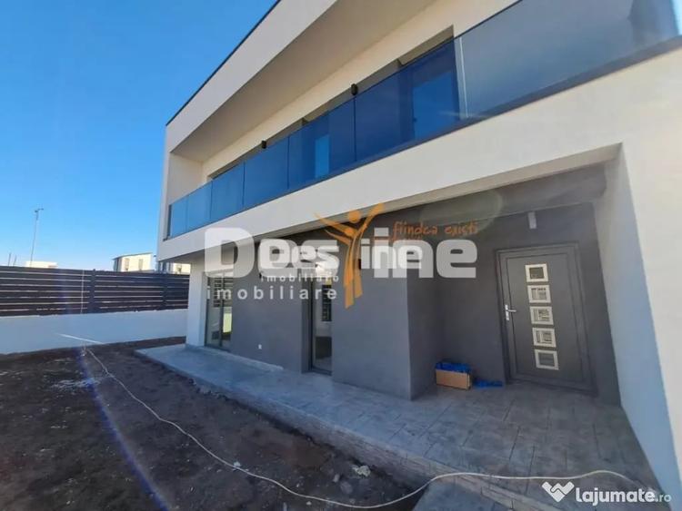 Casă cu 4 camere cu Teren 340 Mp în Miroslava