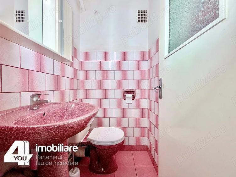 Apartament cu 4 camere decomandat în Boul Roșu