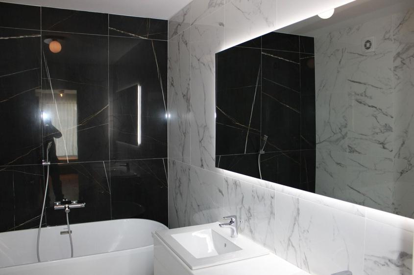 Apartament cu 4 camere semidecomandat în Iancu Nicolae