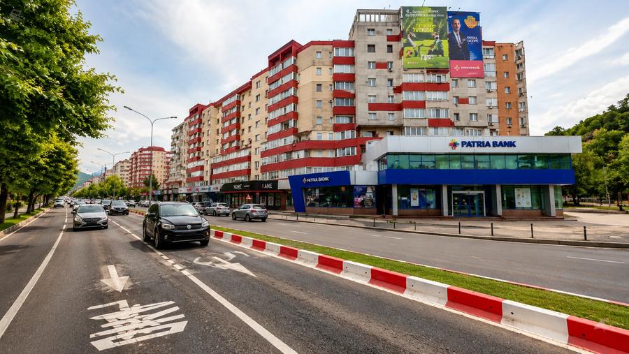 Spațiu comercial, de 806 mp, în Calea București