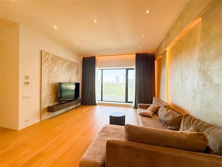 Apartament cu 3 camere decomandat, mobilat în Floreasca