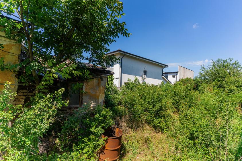 Teren intravilan de 2290 mp, în Domnești